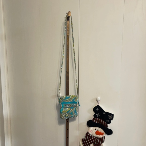 Vera Bradley Handbags - Vera Bradley Hipster retired